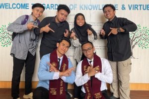5 Mahasiswa FDK Lulus Munaqosah, Skripsi Diakui Penguji Lintas Kampus